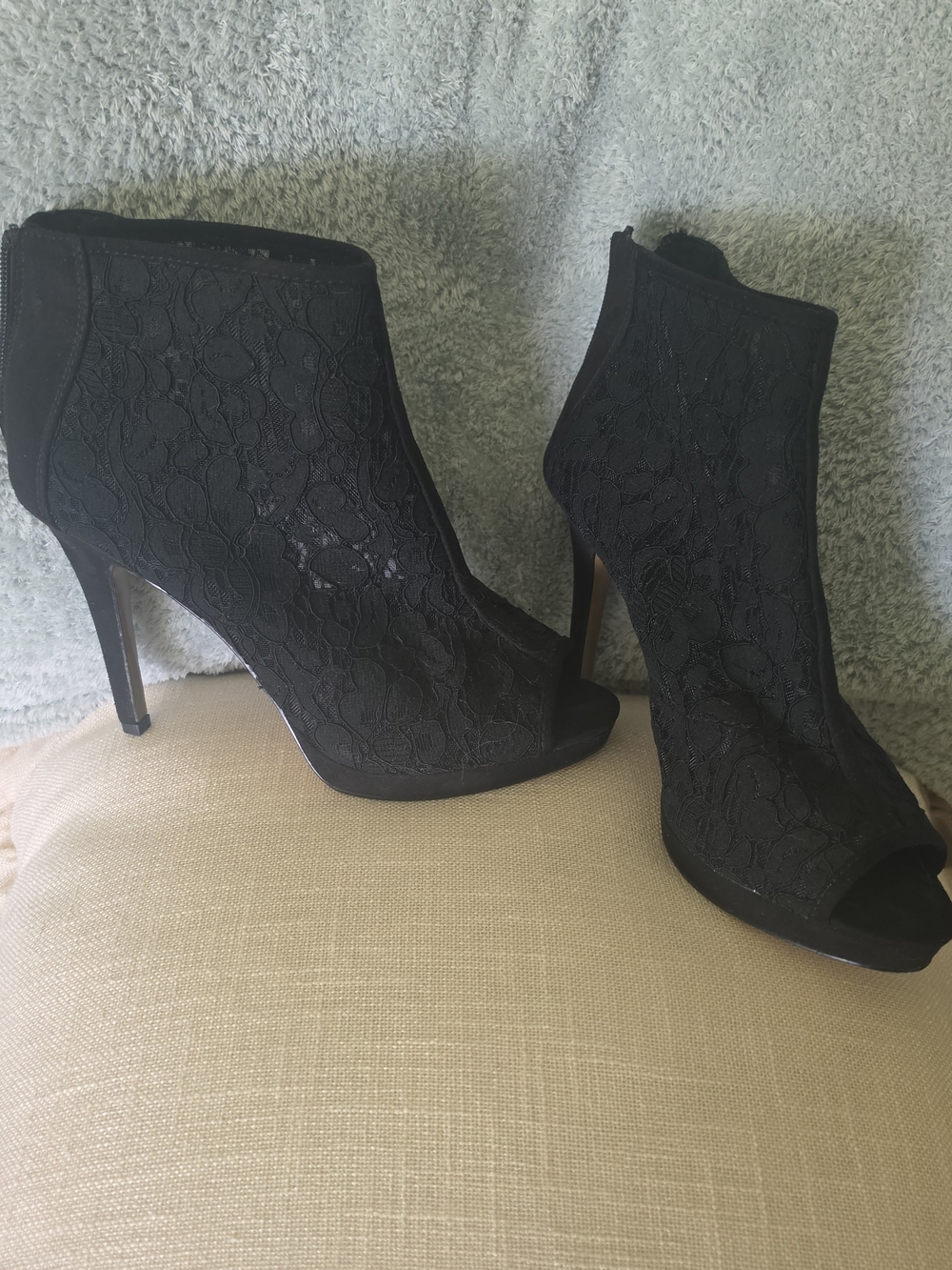 Apt. 9 Black Lace Peep-Toe Stiletto Ankle Boots